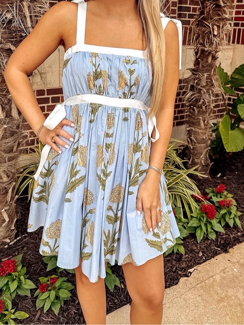 entro Light Blue Floral Tie-Shoulder Mini Dress